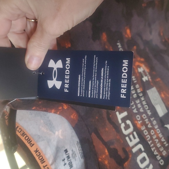 Under Armour Project Rock Vet Day Camo SS Sz. M TShirt NWT - Picture 8 of 16